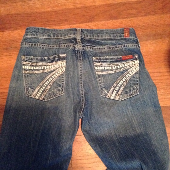 2 pair of Jeans - Picture 5 of 6